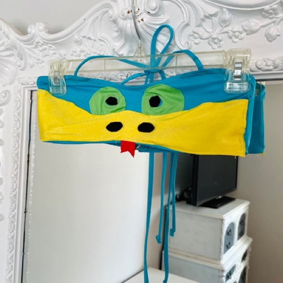 SALE *One of a Kind* SAMPLE COLORFUL SNAKE Crop Top - Picture 2 of 3